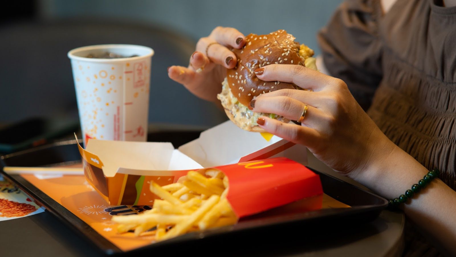 Bí quyết thành công trong công thức bánh burger Big Mac của McDonald’s